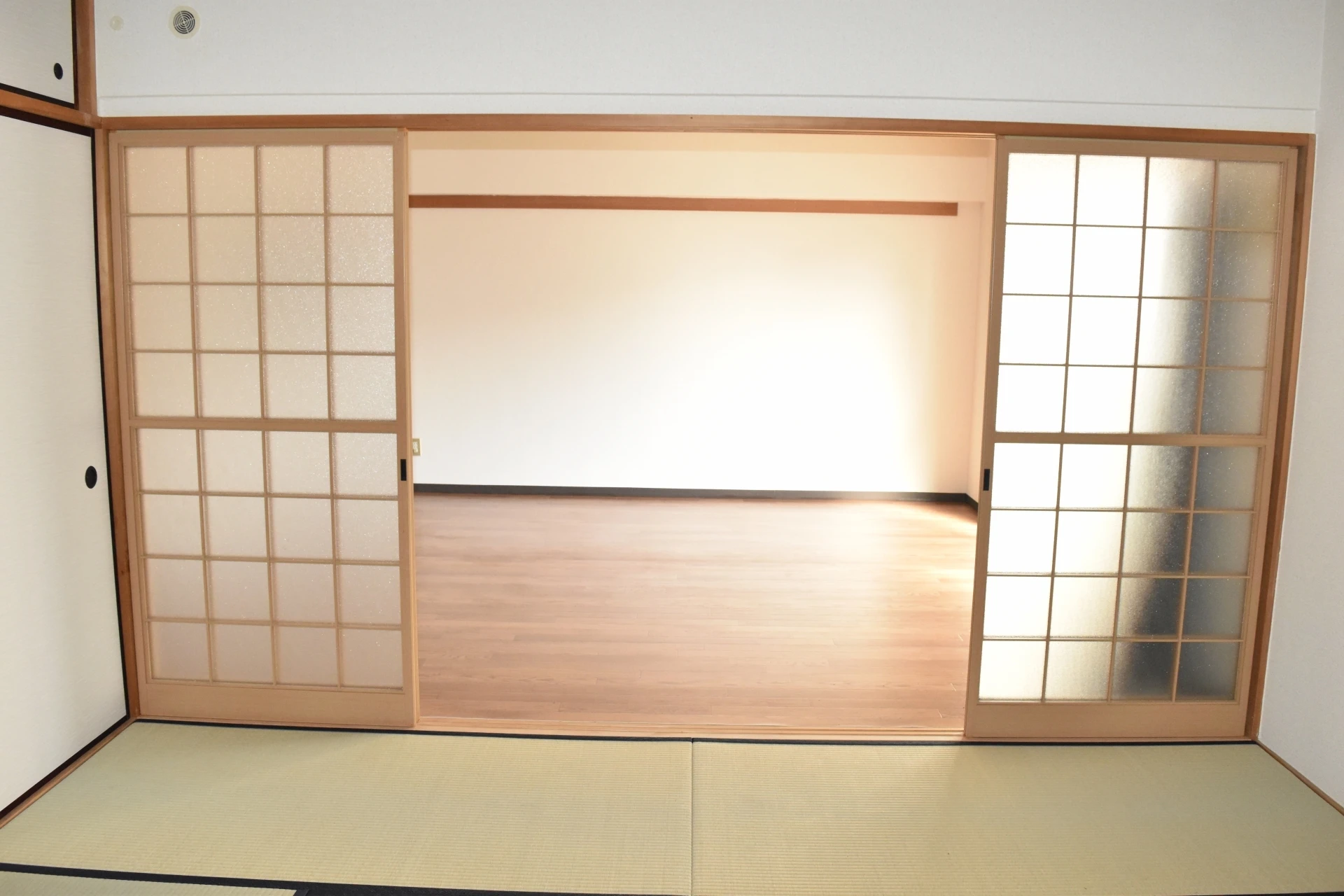 ダウンロード (3)